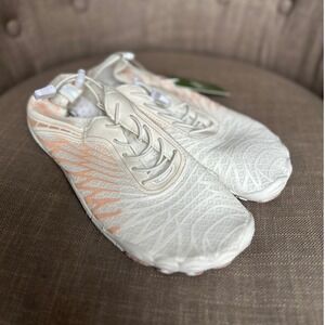 Hike Footwear HF Barefoot Minimalist Sneakers White Peach Women Size 40 NEW